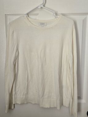 Banana Republic Cream Crewneck Sweater